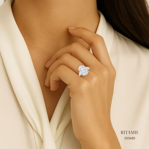 Alternative view of Ring 555685