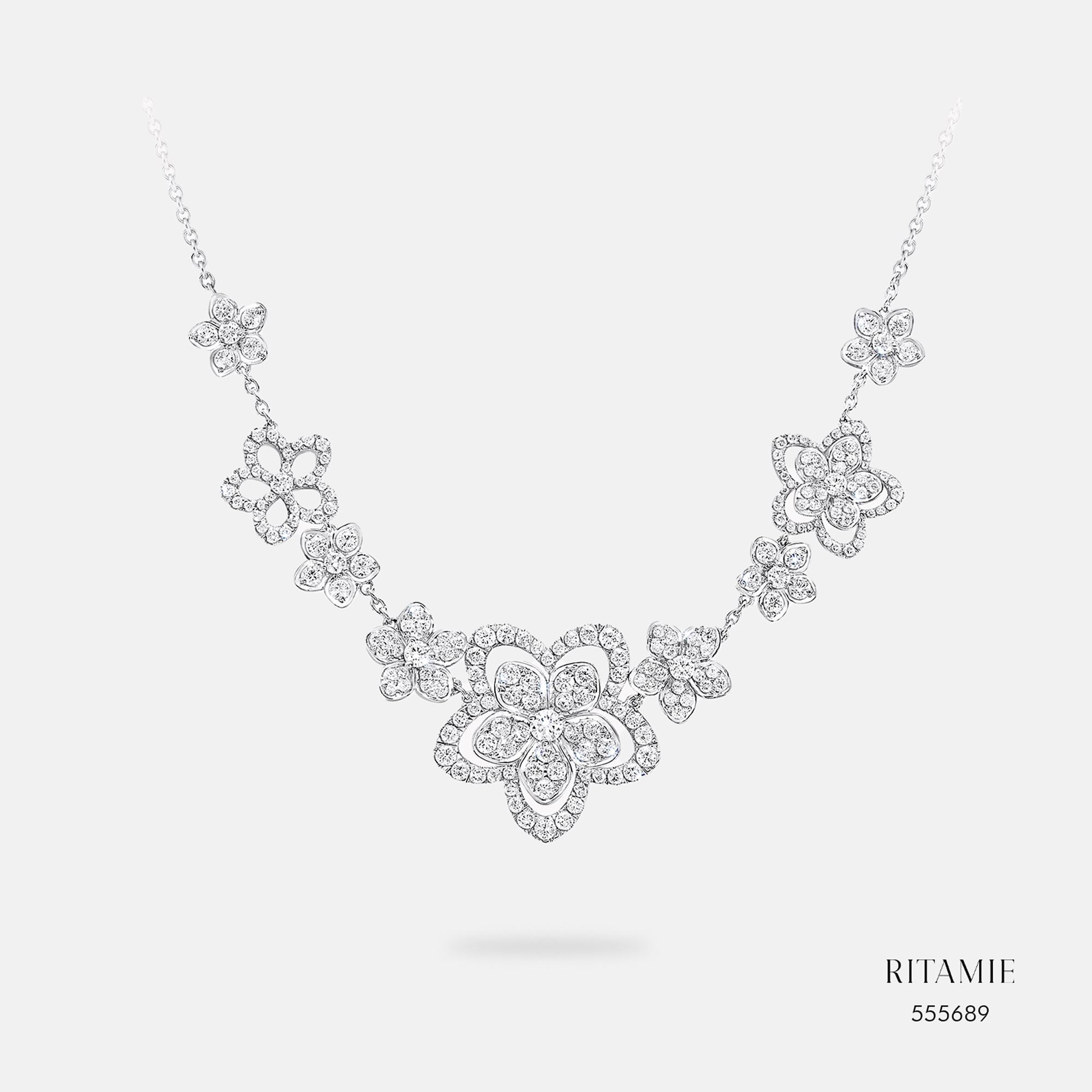 Floral Reverie Diamond Necklace 555689
