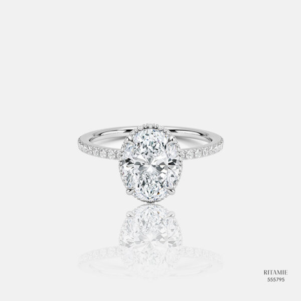 Vera Petite Pavé Lab-Grown Diamond Ring 555795