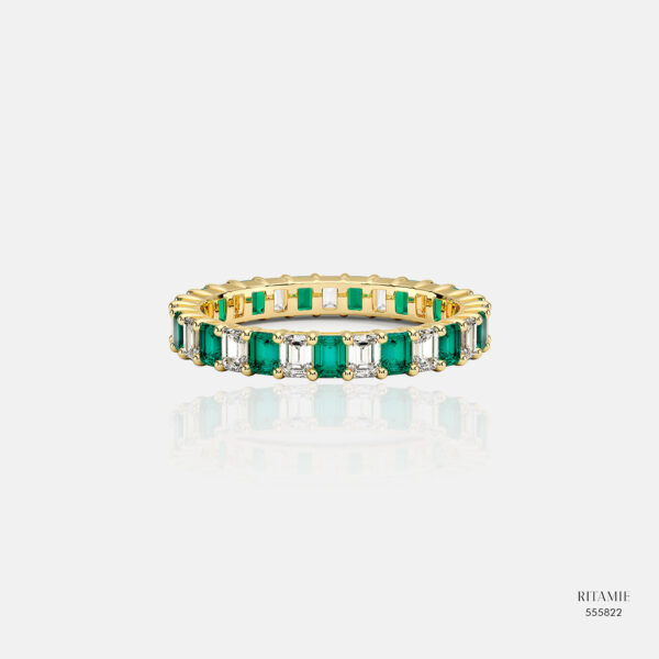 Emerald Glow Lab-Grown Diamond Eternity Ring 555822