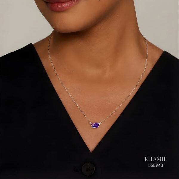 Alternative view of Lilac Amethyst White Gold Pendant 555943